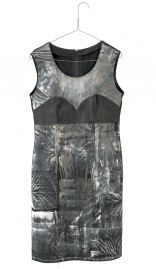 <p>Birgit Megerle, <em>Ohne Titel</em>, 2011.<br>Acryl und Sprühfarbe auf Leinen, 95 × 47 cm.</p>