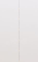 <p>Fred Sandback, <em>Untitled (Sculptural Study, Broken Line)</em>, ca. 1989/2006<br>Acrylfarbe auf Acrylgarn</p>