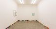 <p><strong>Galerie Martin Janda curated by_Jan Verwoert</strong><br> Ausstellungsansicht © Klaus Vyhnalek</p>